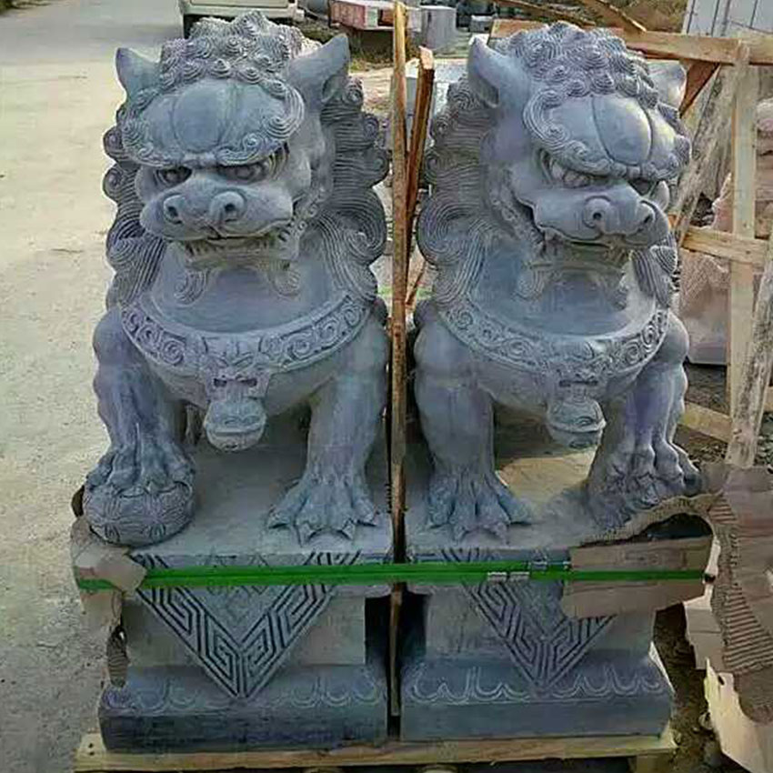 石雕狮子厂家造型 门口石雕狮子 招财石狮子