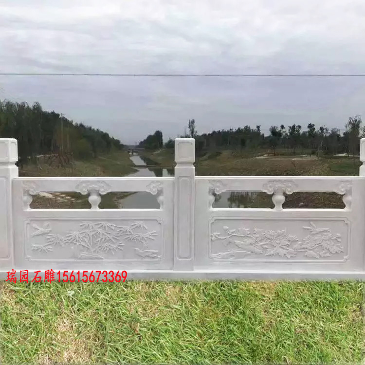 河边桥上汉白玉石护栏 寺院放生池白色大理石栏杆