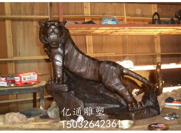 户外铜老虎雕塑厂家[源头工厂]透光铜老虎雕塑厂家