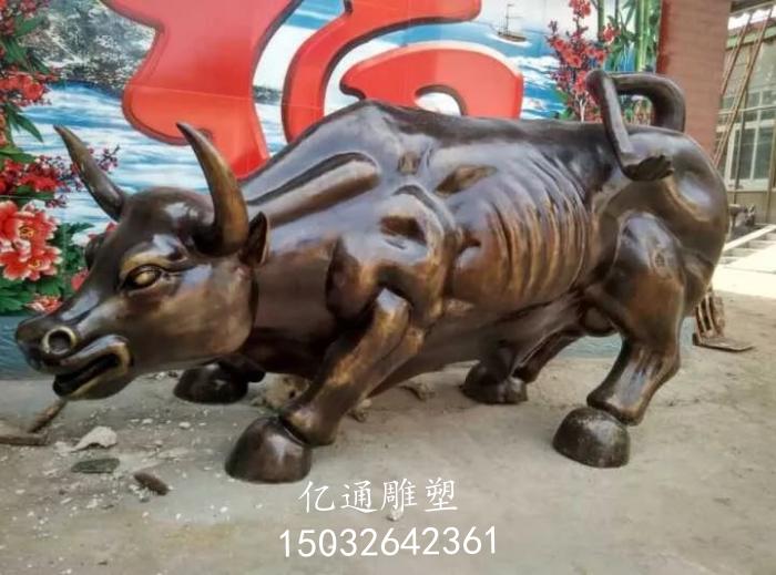 水景铜牛雕塑厂家[源头工厂]电镀铜牛雕塑厂家