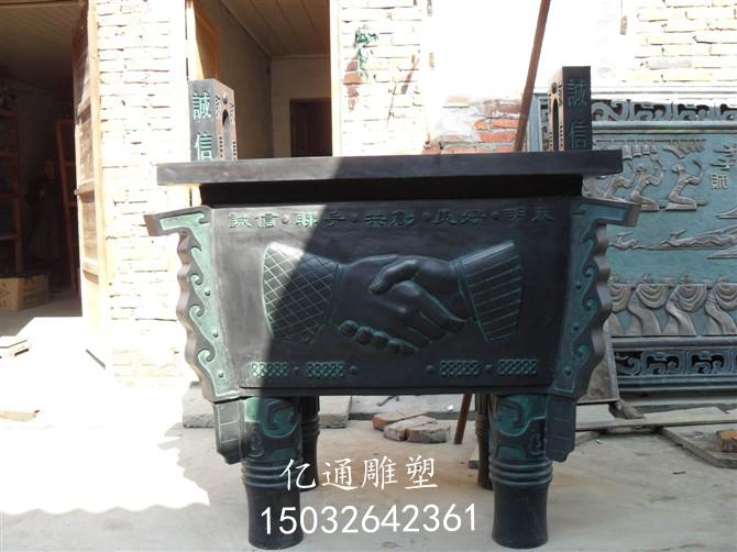 几何铜鼎雕塑厂家[源头工厂]灯光铜鼎雕塑厂家