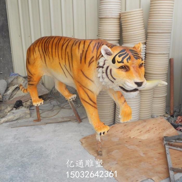 玻璃钢铜老虎雕塑厂家[点击咨询]电镀铜老虎雕塑厂家