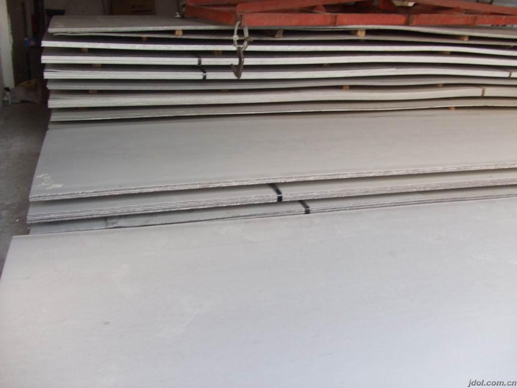 天津3毫米足厚2米宽316L不锈钢板拉丝贴膜价格