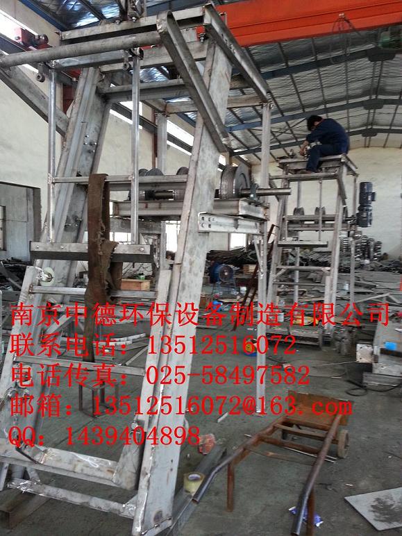 长期提供南京中德GSGS钢丝绳牵引格栅除污机，不锈钢材质