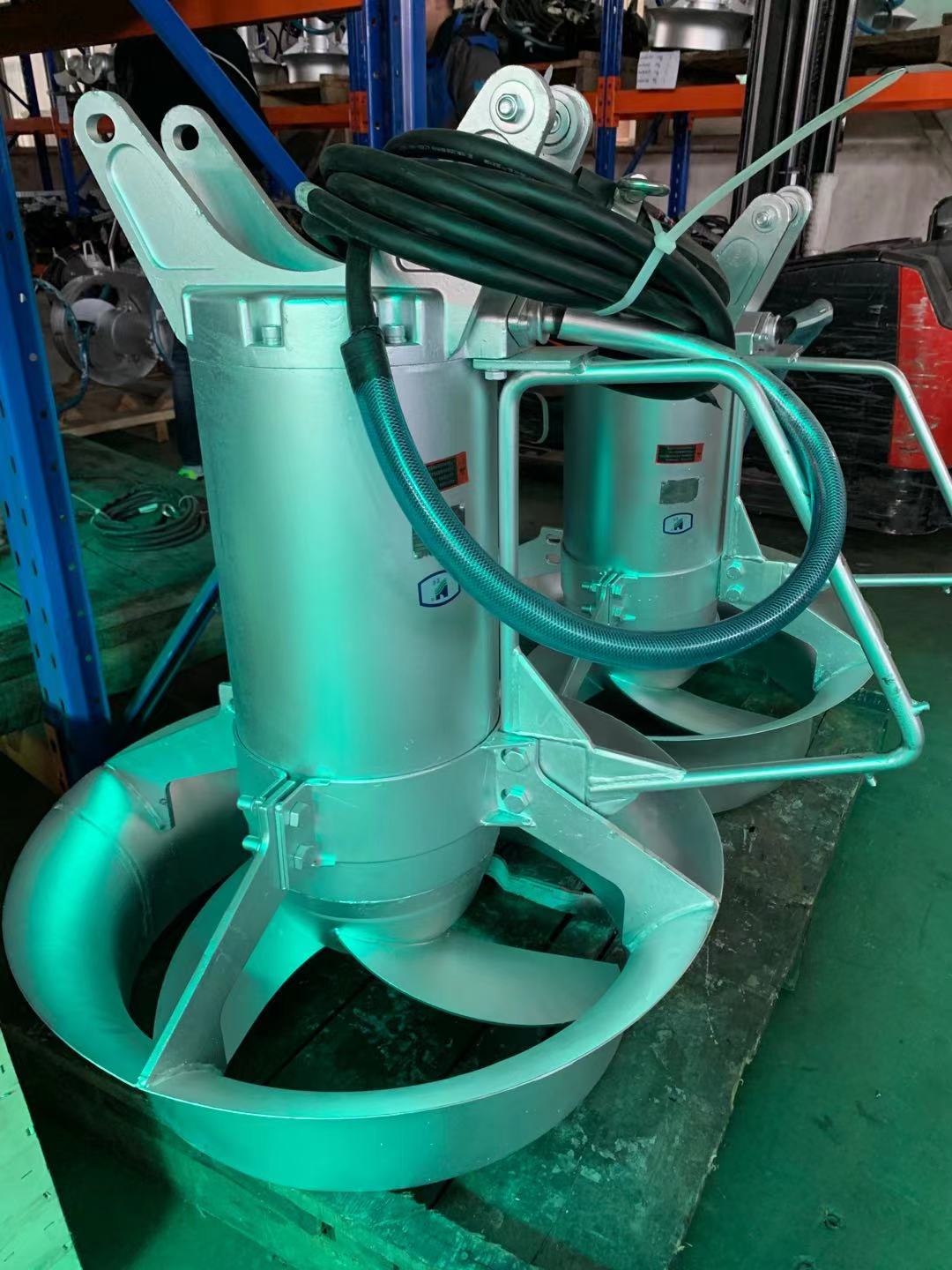 蓝深节能型不锈钢潜水搅拌机GQJB7.5/12-620/3-480/S