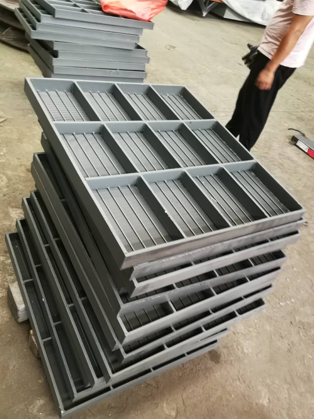 长期供应配件-筛板 制造商直供不锈钢筛网