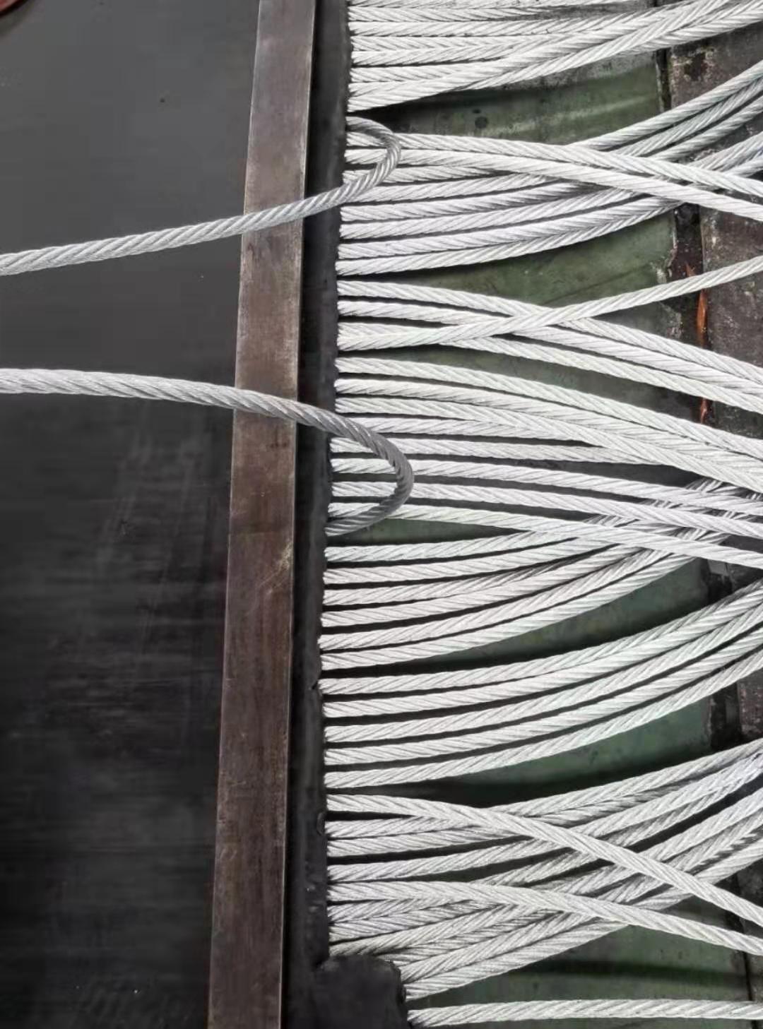 防撕裂耐磨钢丝绳输送带  矿用钢丝绳提升带厂家
